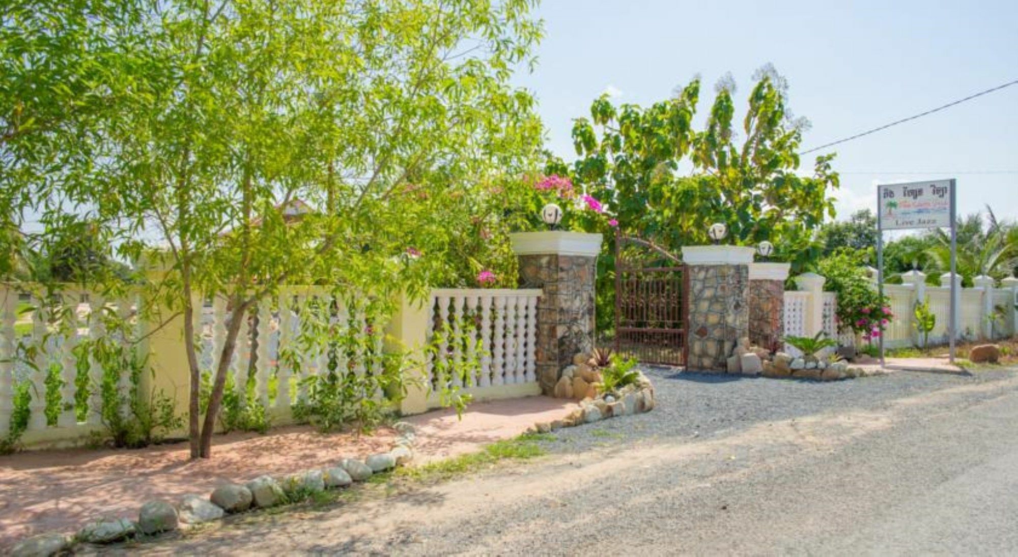 Pink Sands Villa (Adults Only) Kampot Eksteriør billede